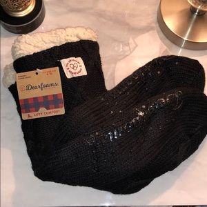 Dearfoam cozy slippers very soft